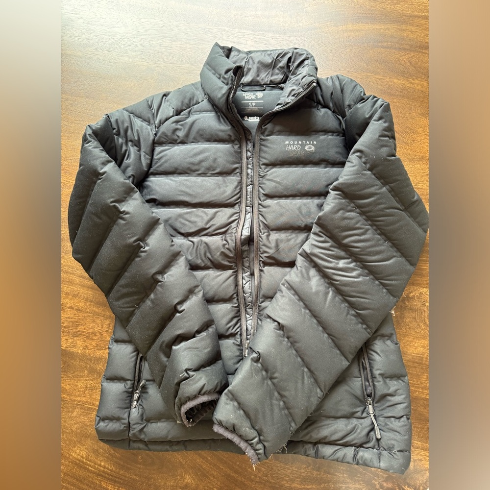 Mountain Hardwear Women’s Down Jacket in Black, size S